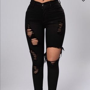 FASHION NOVA BLACK JEANS